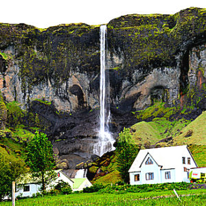 Home At First does custom, independent, international travel to Iceland!