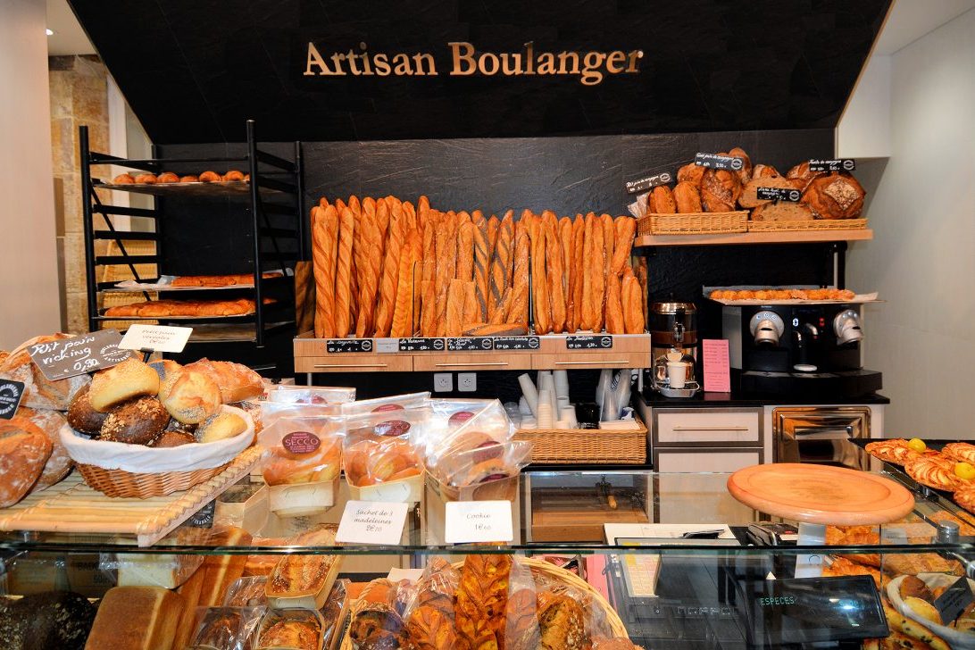 Oh, the bread!