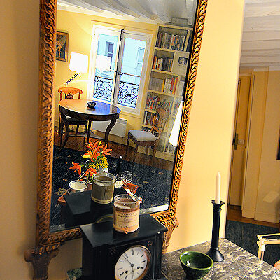 Quality furnishings punctuate the apartments classic elegance.