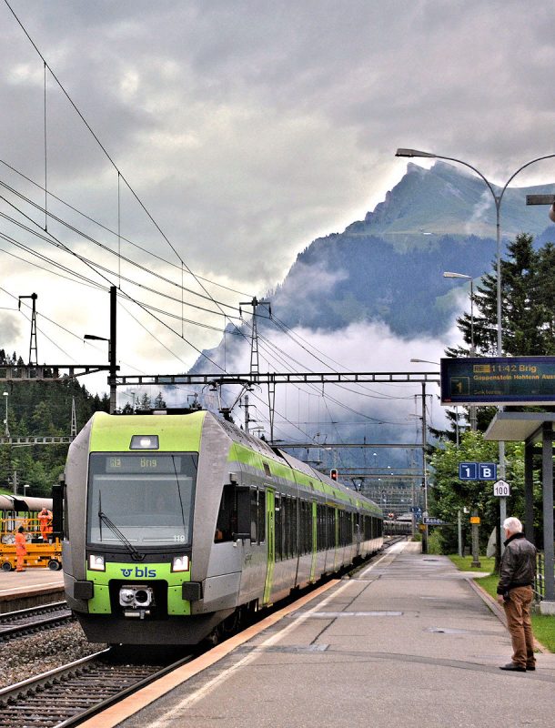 Lötschberger regional express arriving at Kandersteg station