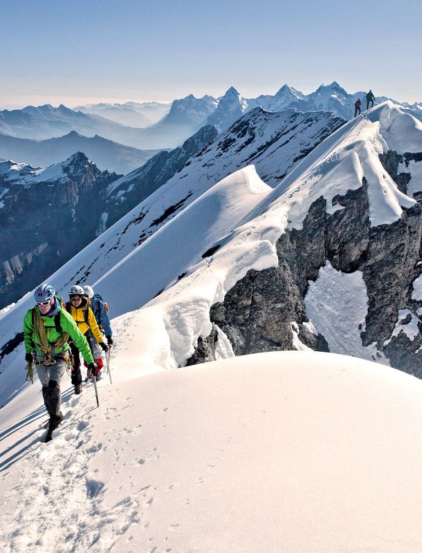 Kandersteg - Mountaineers nearing the summit of Blüemlisalphorm - Photo swiss-image.ch Christof Sonderegger copyright Switzerland Tourism