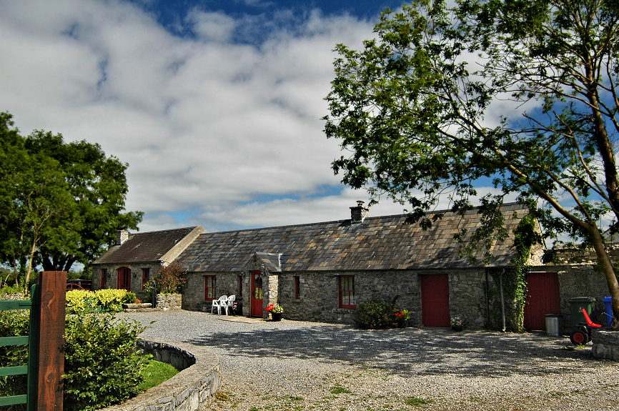 Terryglass, Co. Tipperary: North Riding Cottages — Ashwood Cottage.