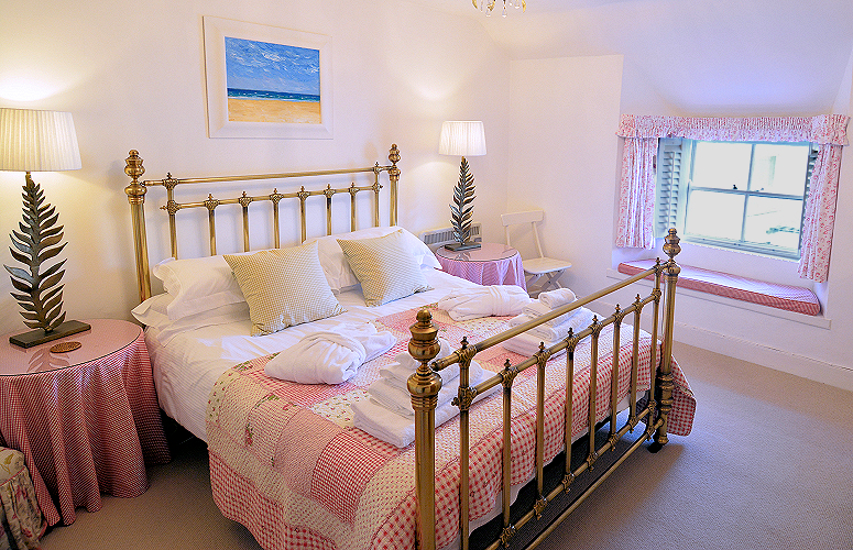 Coverack's Coast Path Cottage: Double Bedroom. Photo copyright Home At First.