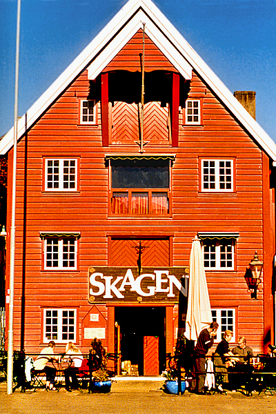 Stavanger: Skagen restaurant on the Vågen waterfront. Photo © Home At First.