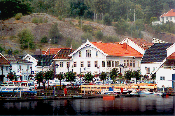 Lillesand Inn on the harbor. Photo © Home At First.