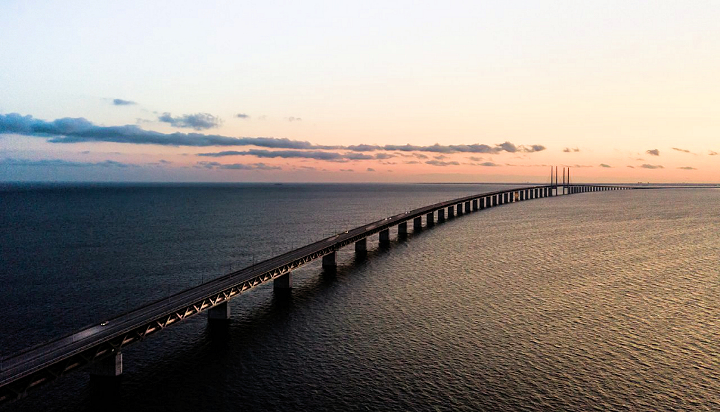 Skåne: the Øresund Bridge from Malmo to Copenhagen. Photo © Viggo Lundberg.