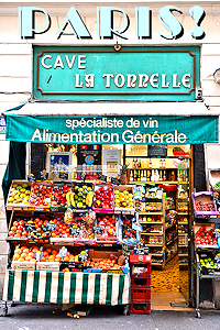 Paris: grocery & wine shop, Latin Quarter. Photo © Home At First.