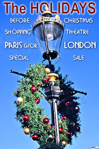 Christmas wreathe on lamppost. Photo © Home At First.